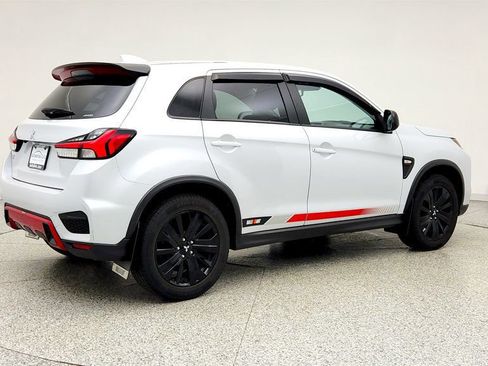 Used 2024 Mitsubishi Outlander Sport AWD image 5