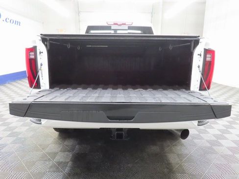 Used 2024 GMC Sierra 3500 Denali w/ Denali Reserve Package image 46