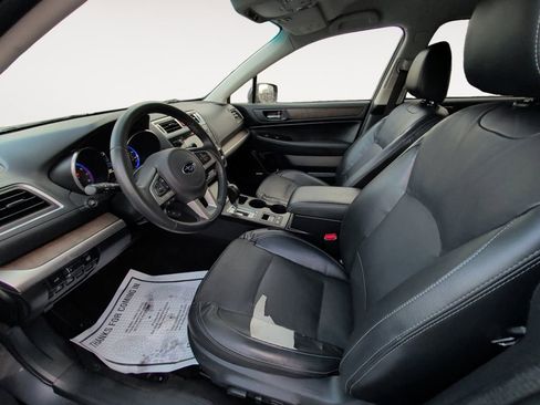 Used 2016 Subaru Outback 2.5i Limited image 9