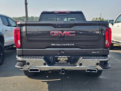 Used 2021 GMC Sierra 1500 SLT w/ SLT Premium Package AWD/4WD image 4