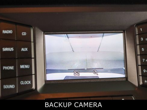 Used 2017 Ford Expedition XLT image 19