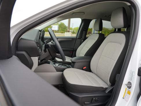 Used 2024 Ford Escape Active w/ Tech Pack #2 AWD/4WD image 14
