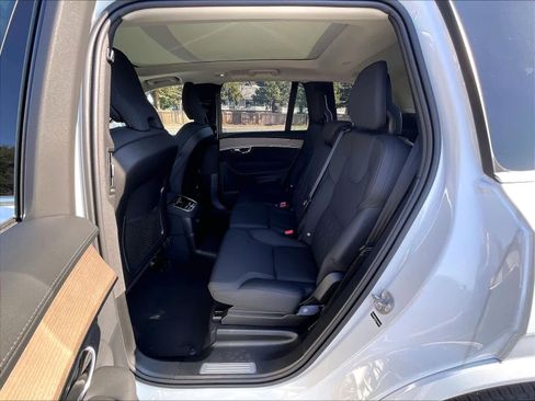 New 2026 Volvo XC90 T8 Plus w/ Protection Package AWD/4WD image 12