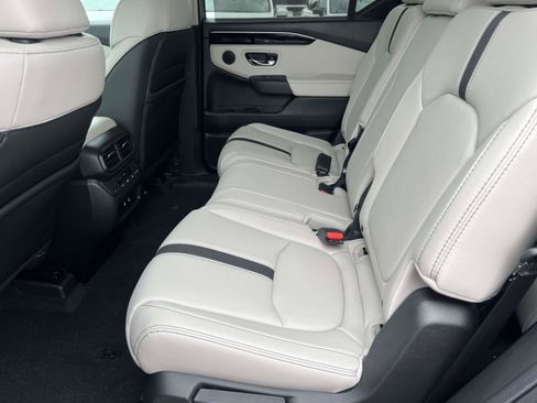 New 2026 Honda Pilot EX-L image 5