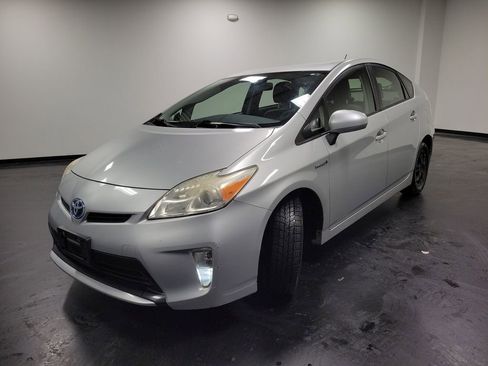 Used 2014 Toyota Prius Two image 4