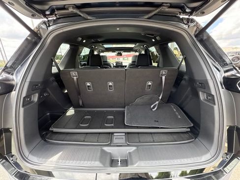 Used 2025 Honda Pilot Black Edition image 33