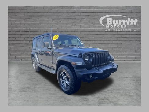 Used 2022 Jeep Wrangler Unlimited Sport AWD/4WD image 1