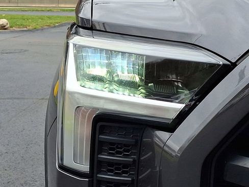 Used 2022 Toyota Tundra SR5 image 11