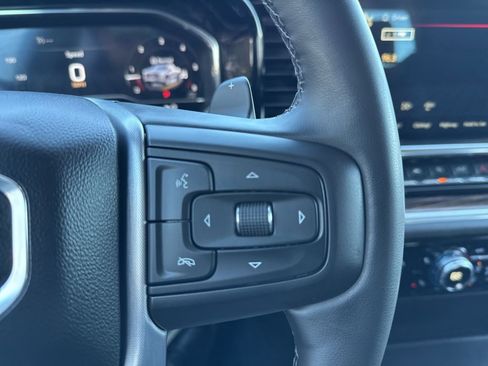 Used 2025 GMC Sierra 1500 Elevation image 15