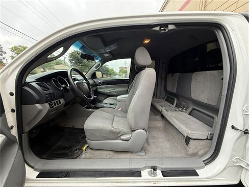 Used 2006 Toyota Tacoma 2WD Access Cab image 17