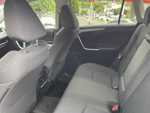 Certified 2024 Toyota RAV4 LE AWD/4WD image 13
