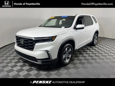 Certified 2025 Honda Pilot EX-L image 1