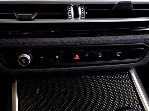 Used 2024 BMW M2 w/ Lighting Package image 47