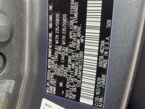 Used 2022 Toyota Highlander XSE FWD image 32