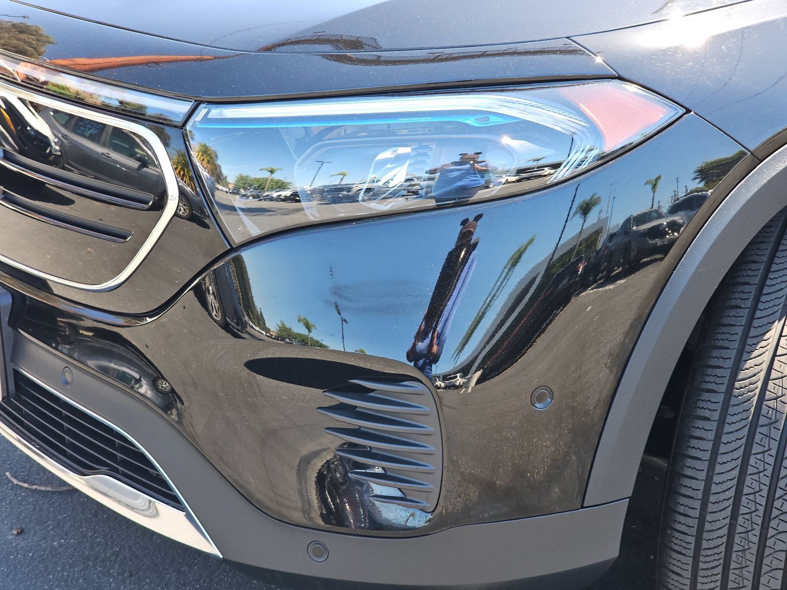 Used 2023 Mercedes-Benz EQB 300 4MATIC image 33