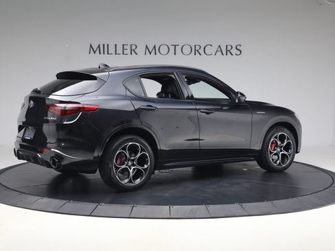 Used 2023 Alfa Romeo Stelvio Veloce AWD/4WD image 11