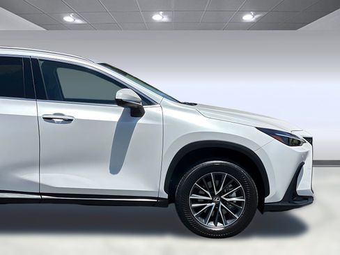Used 2025 Lexus NX 250 FWD w/ Accessory Package (2T) image 35