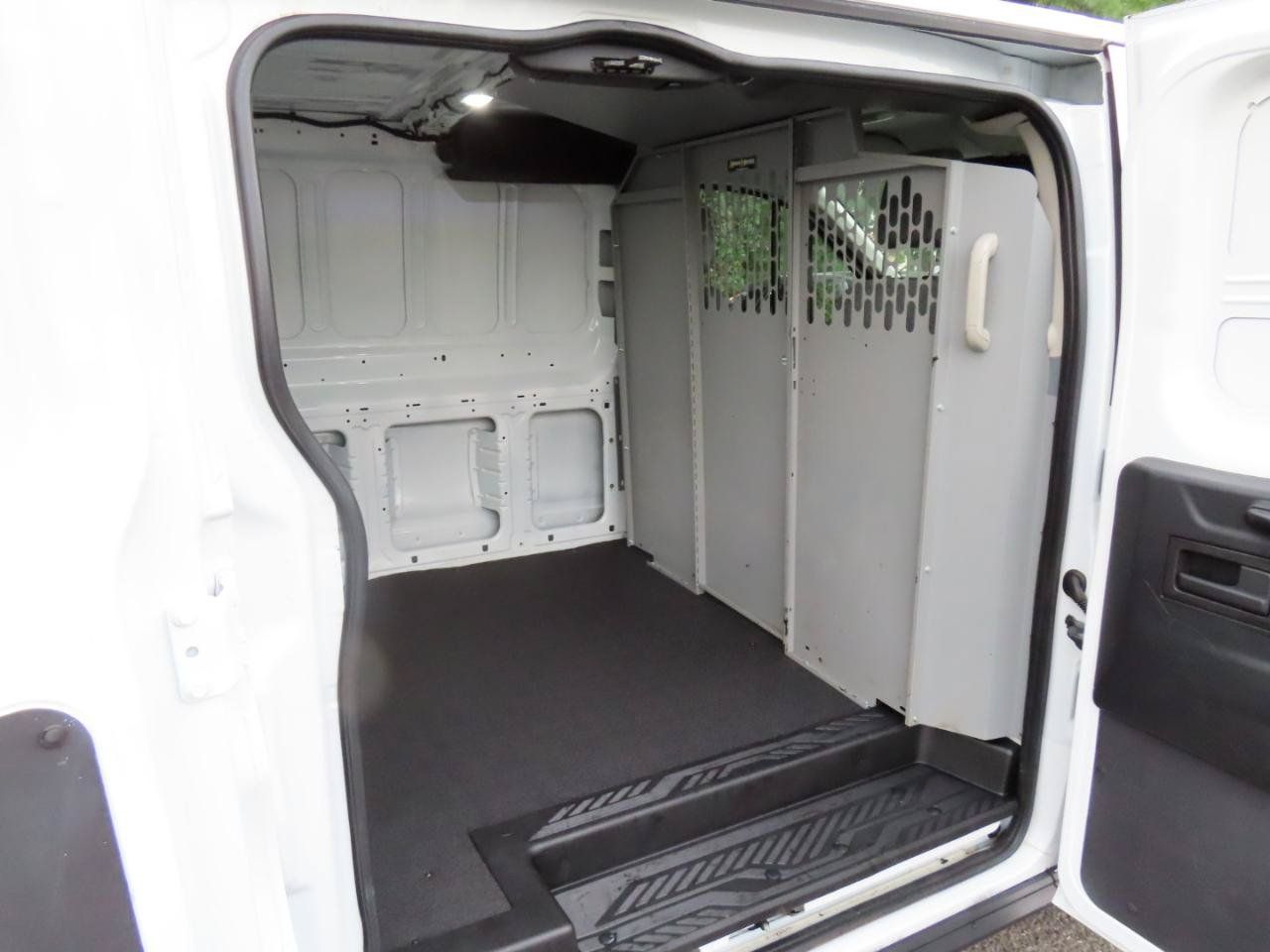 Used 2019 Ford Transit 250 130 Low Roof RWD image 25