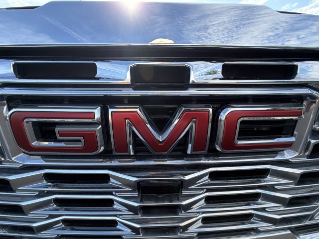 Certified 2024 GMC Sierra 2500 Denali w/ Denali Reserve Package AWD/4WD image 32