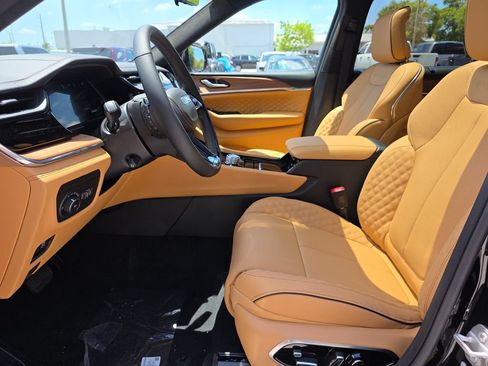 New 2026 Jeep Grand Cherokee L Summit AWD/4WD image 15