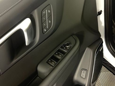 New 2026 Buick Enclave Sport Touring w/ Power Package FWD image 27