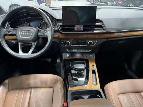 Used 2023 Audi Q5 2.0T Premium w/ Convenience Package AWD/4WD image 18
