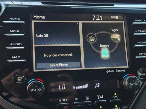 Used 2020 Toyota Camry SE w/ Sunroof Package FWD image 14