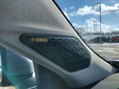 New 2026 Mitsubishi Outlander SE image 21