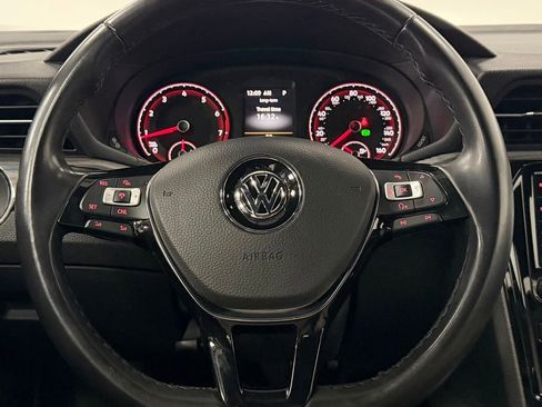 Used 2022 Volkswagen Passat 2.0T R-Line FWD image 16