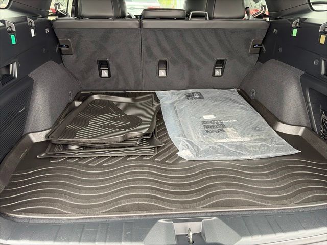 Certified 2026 Subaru Outback Limited AWD/4WD image 7