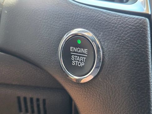 Used 2019 Ford Edge Titanium w/ Equipment Group 301A FWD image 49