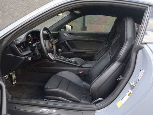 Certified 2023 Porsche 911 GT3 RWD image 13