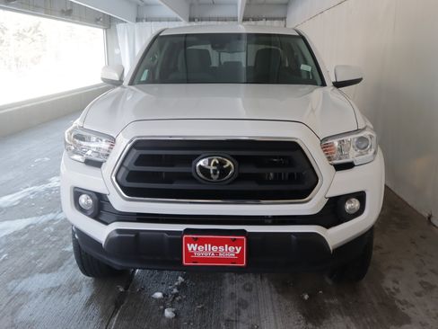 Used 2023 Toyota Tacoma SR5 image 3