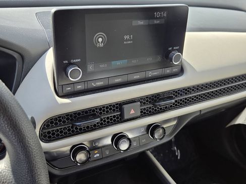 Certified 2025 Honda HR-V LX image 19