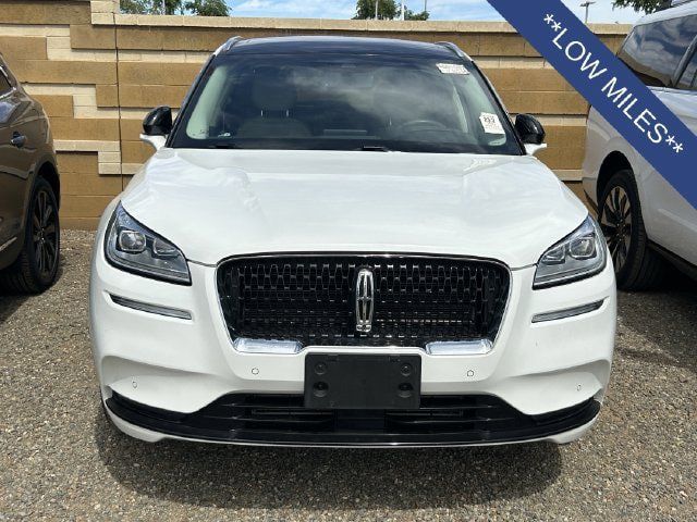 Used 2022 Lincoln Corsair Reserve w/ Equipment Group 201A AWD/4WD image 3
