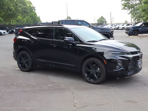 Used 2021 Chevrolet Blazer RS w/ Enhanced Convenience Package AWD/4WD image 2