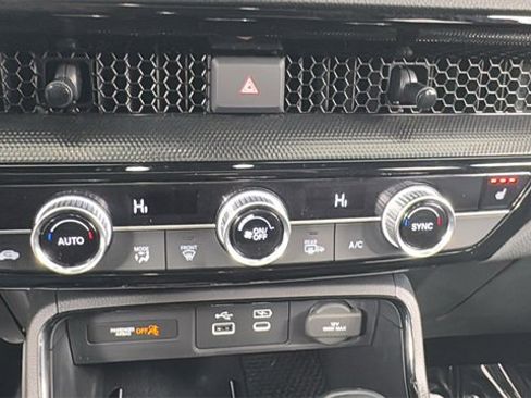 Used 2025 Honda CR-V Sport Touring image 28