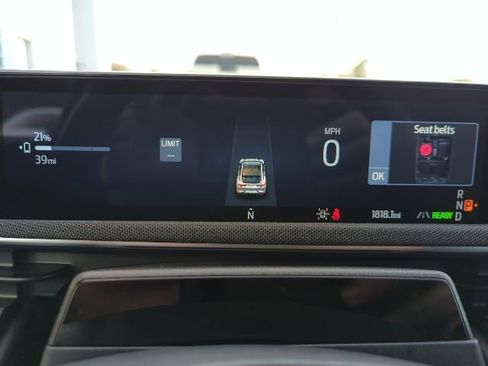 Used 2025 Ford Mustang Mach-E Select w/ Comfort Package Lite image 17