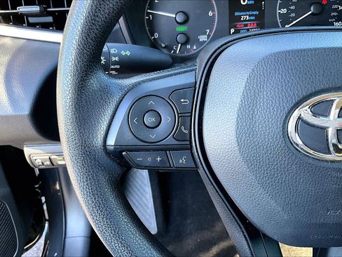 Certified 2025 Toyota Corolla LE image 23