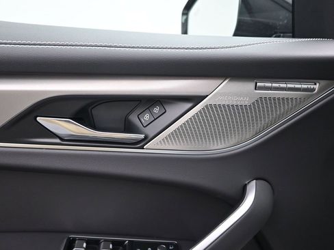 New 2026 Jaguar F-PACE R-Dynamic S image 20