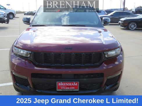 New 2025 Jeep Grand Cherokee L Limited image 9