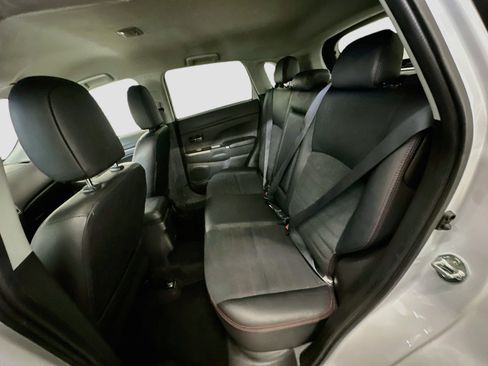 Used 2024 Mitsubishi Outlander Sport AWD image 28