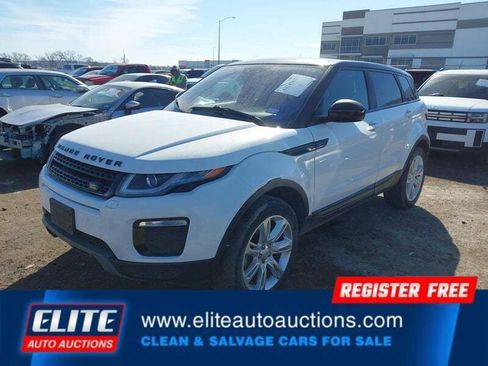 Used 2016 Land Rover Range Rover Evoque SE image 3