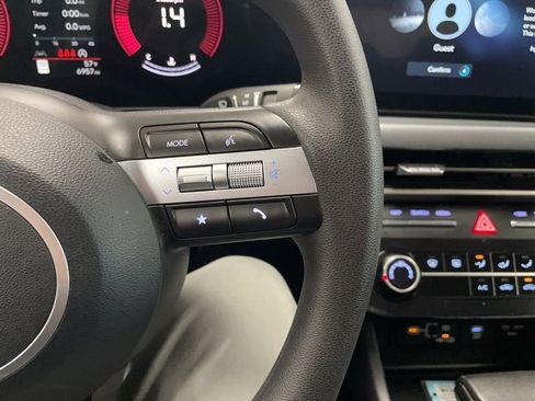 Used 2025 Hyundai Sonata SE FWD image 23
