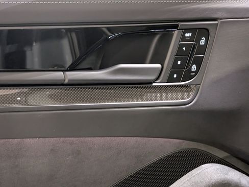Certified 2025 Porsche Cayenne Turbo GT AWD/4WD image 21