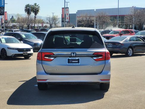 Used 2023 Honda Odyssey EX-L image 6