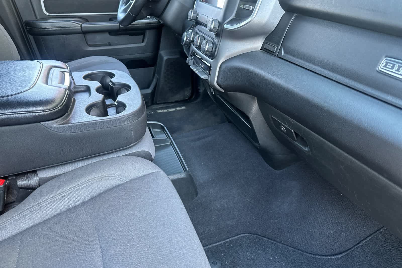 Used 2024 RAM 2500 Big Horn AWD/4WD image 17