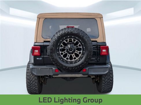 Used 2022 Jeep Wrangler Unlimited Sahara w/ LED Lighting Group AWD/4WD image 5