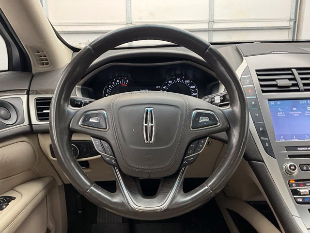 Used 2020 Lincoln MKZ Reserve w/ Elements Package AWD/4WD image 9