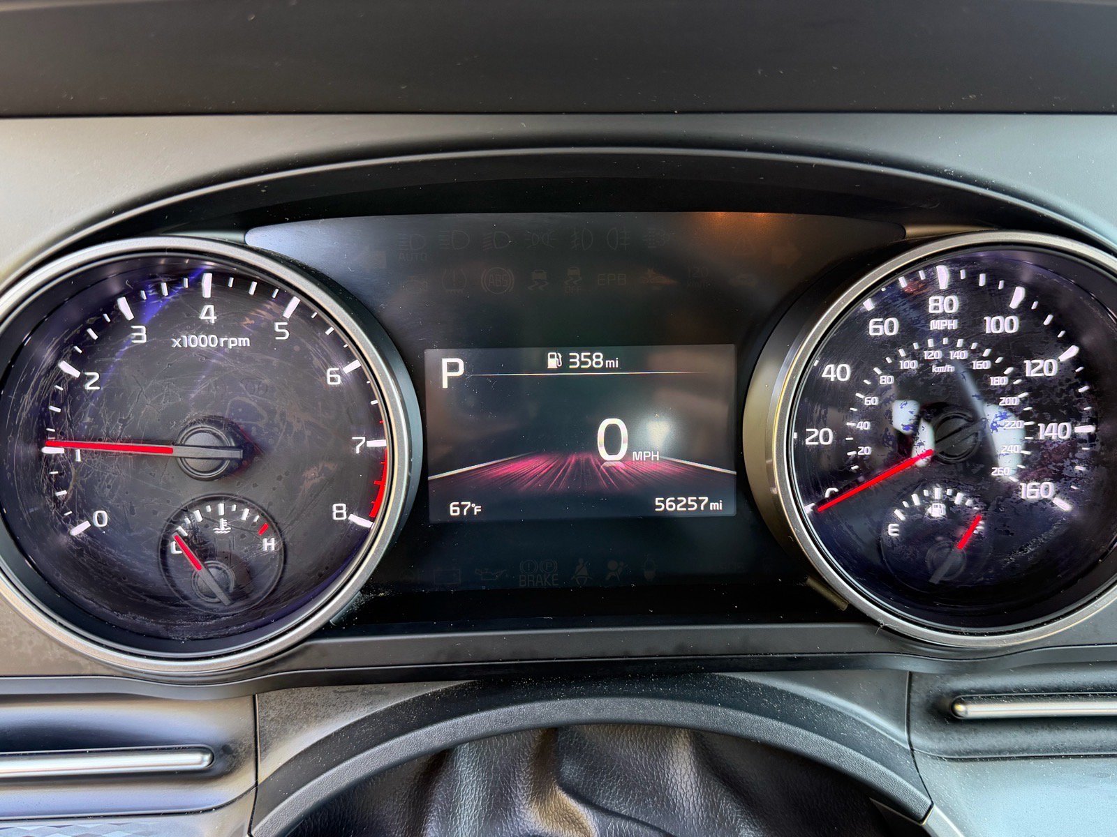 Used 2024 Kia Carnival LX FWD image 30